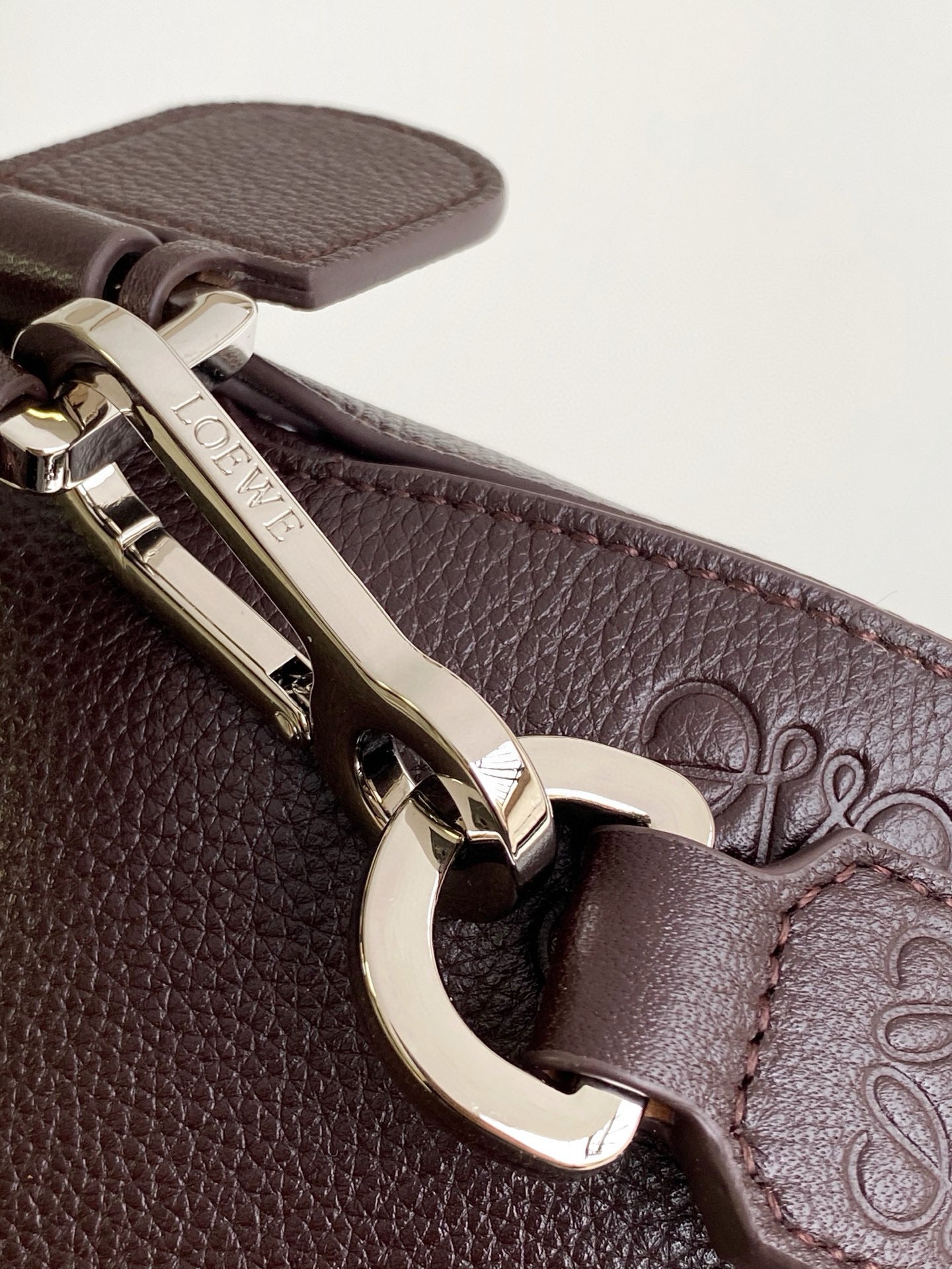 Loewe Puzzle