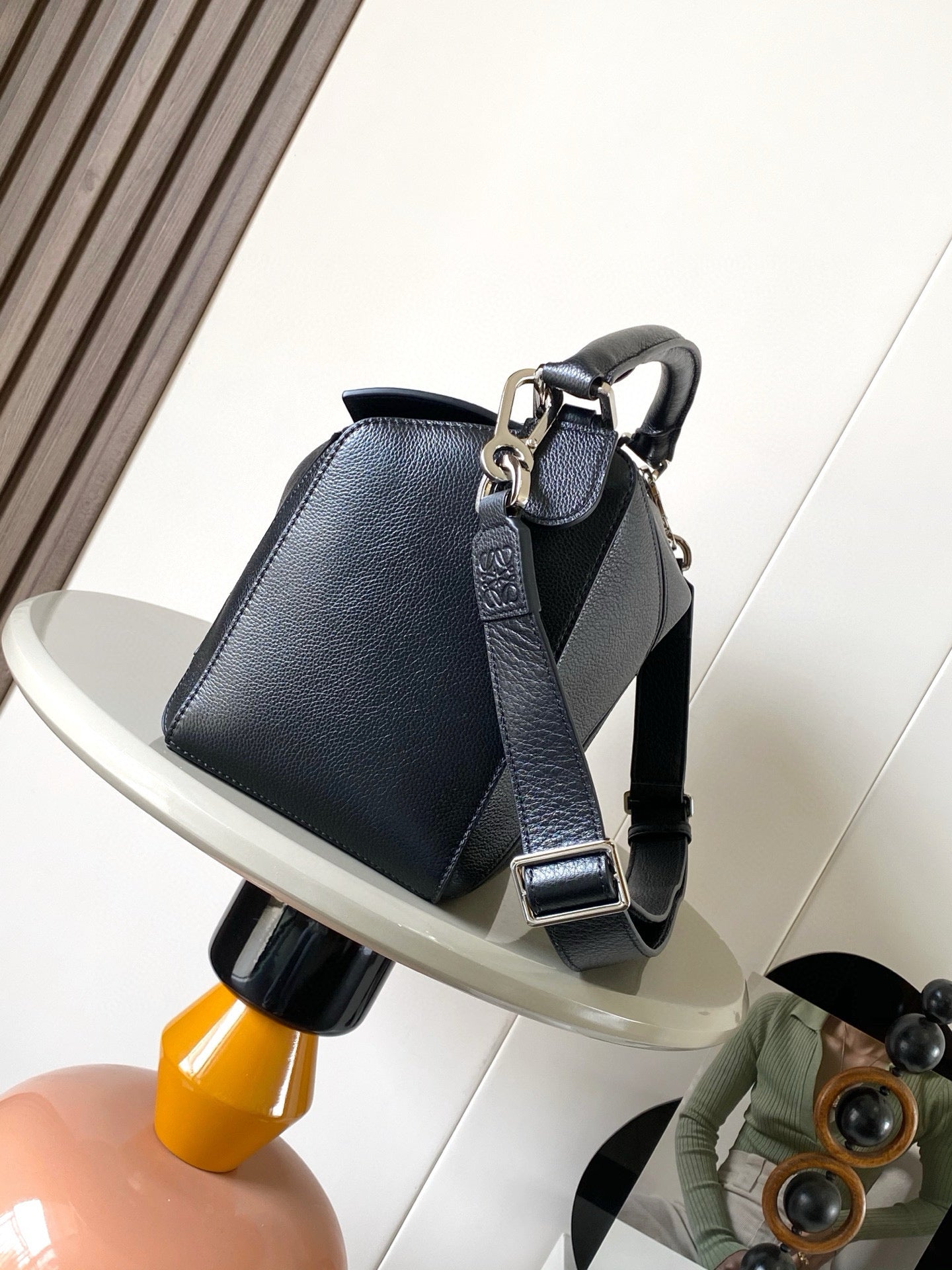 Loewe Puzzle
