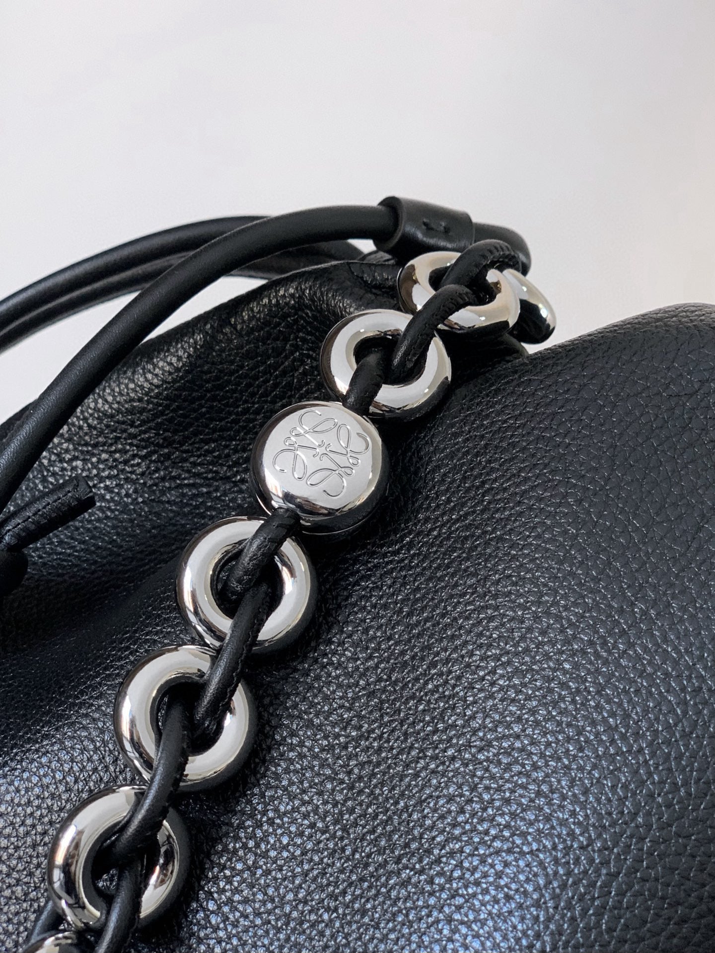 Loewe Flamenco