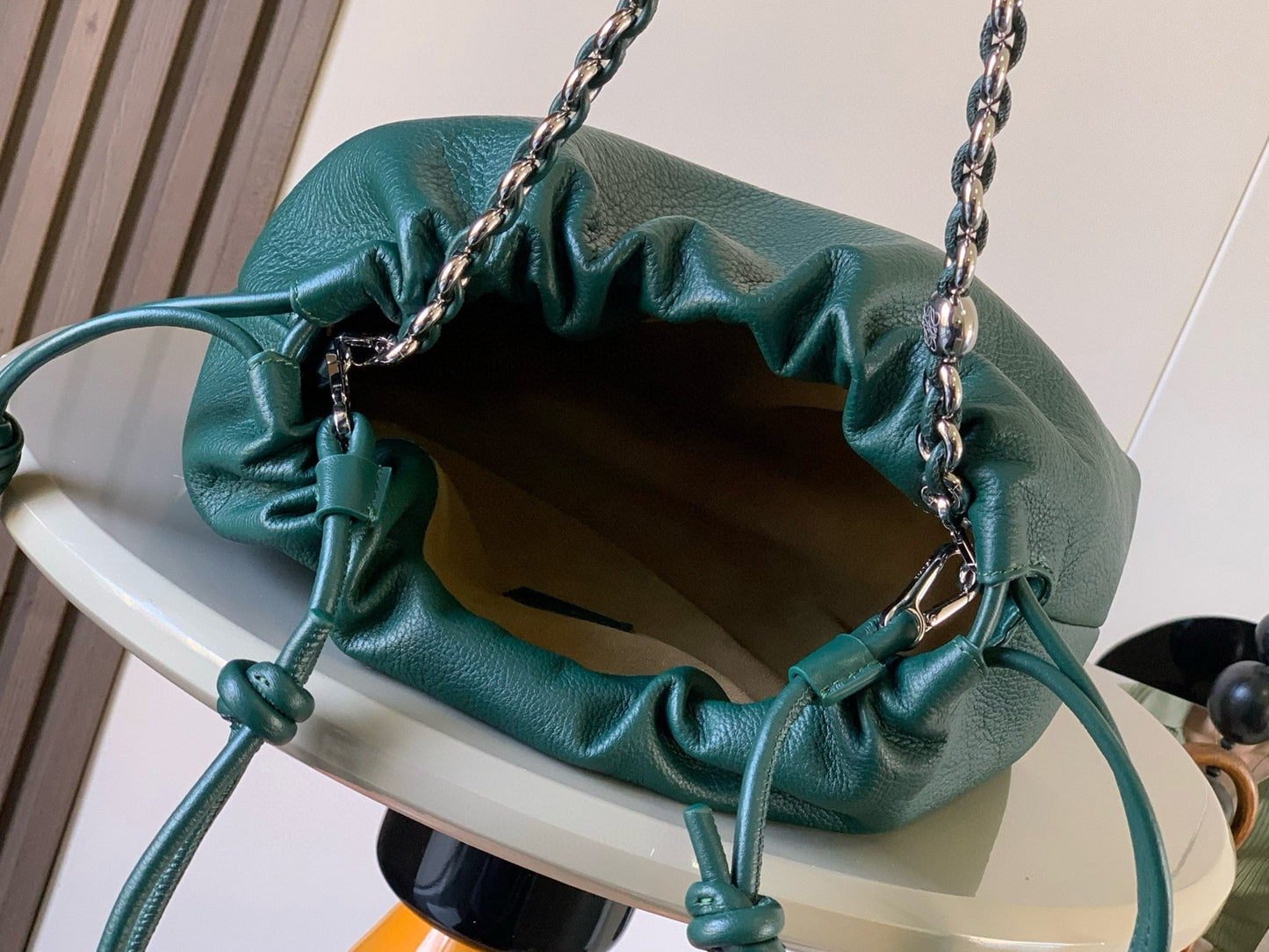 Loewe Flamenco