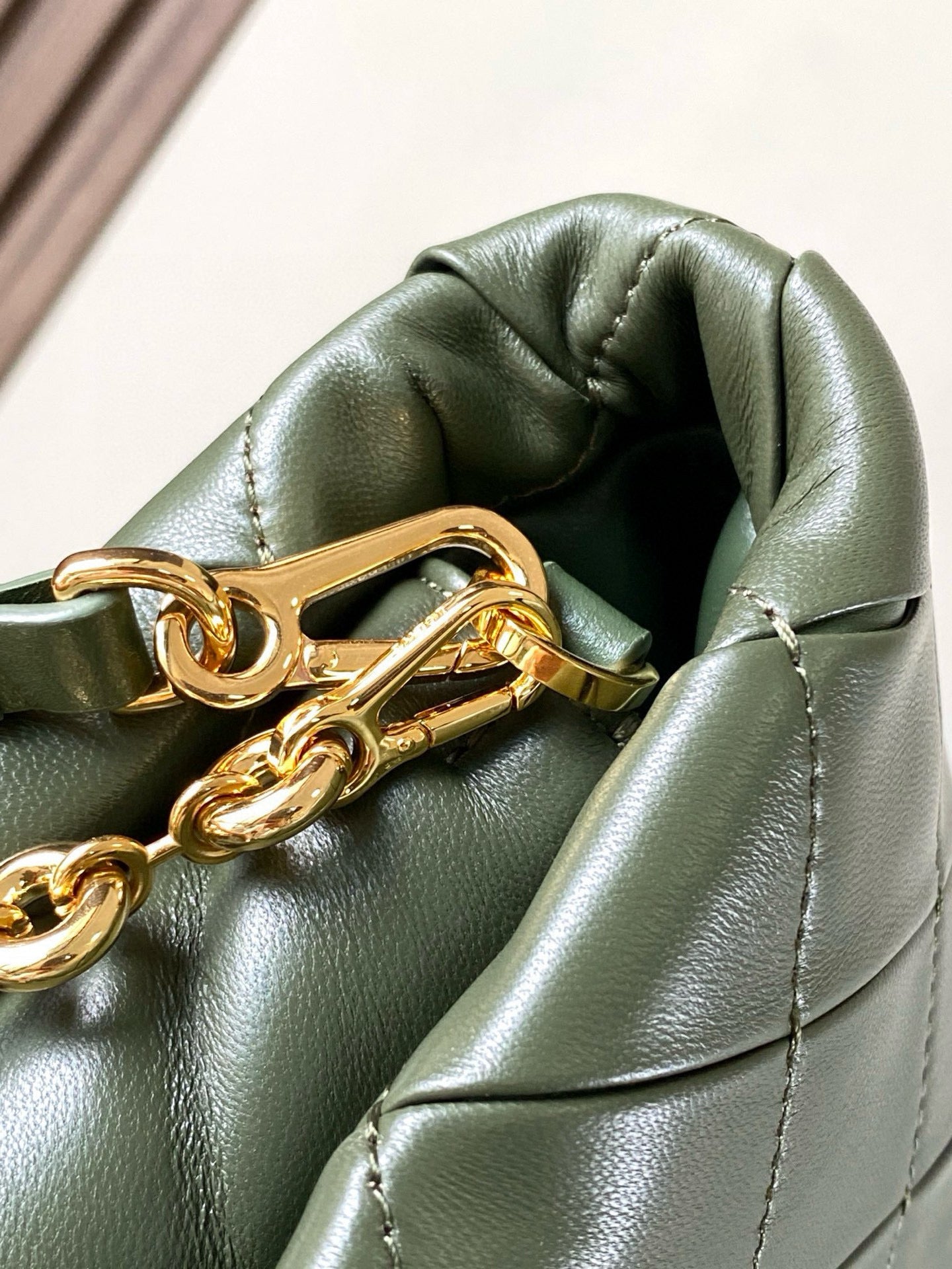 Loewe Goya Puffer