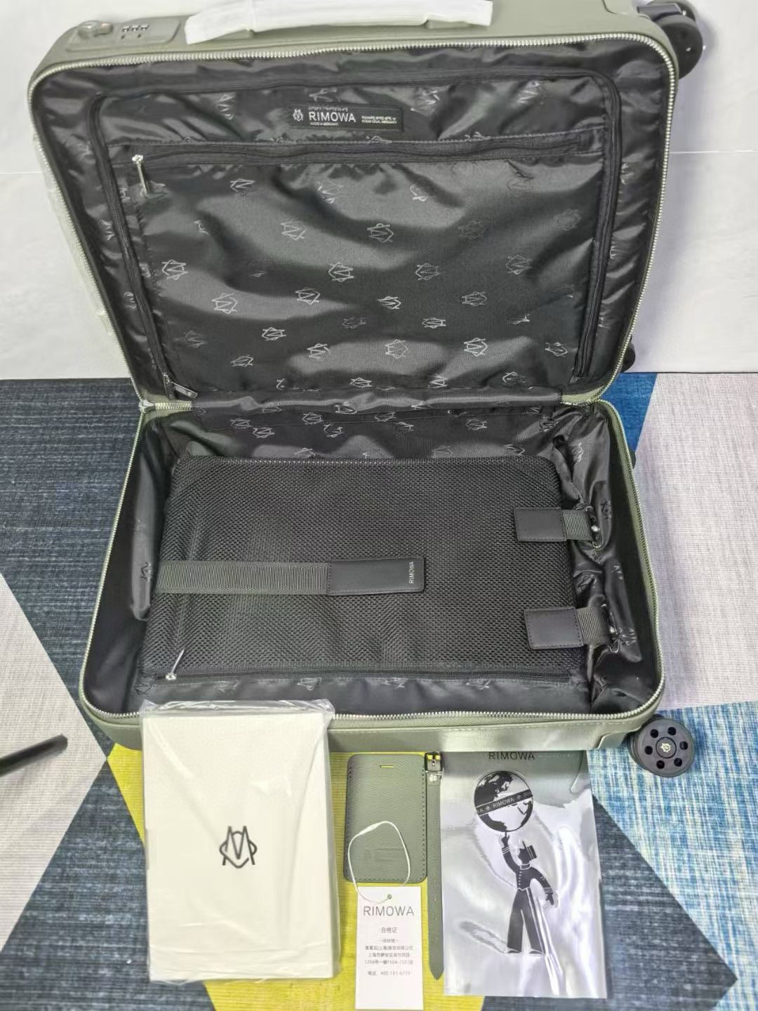 Rimowa Luggage Distinct