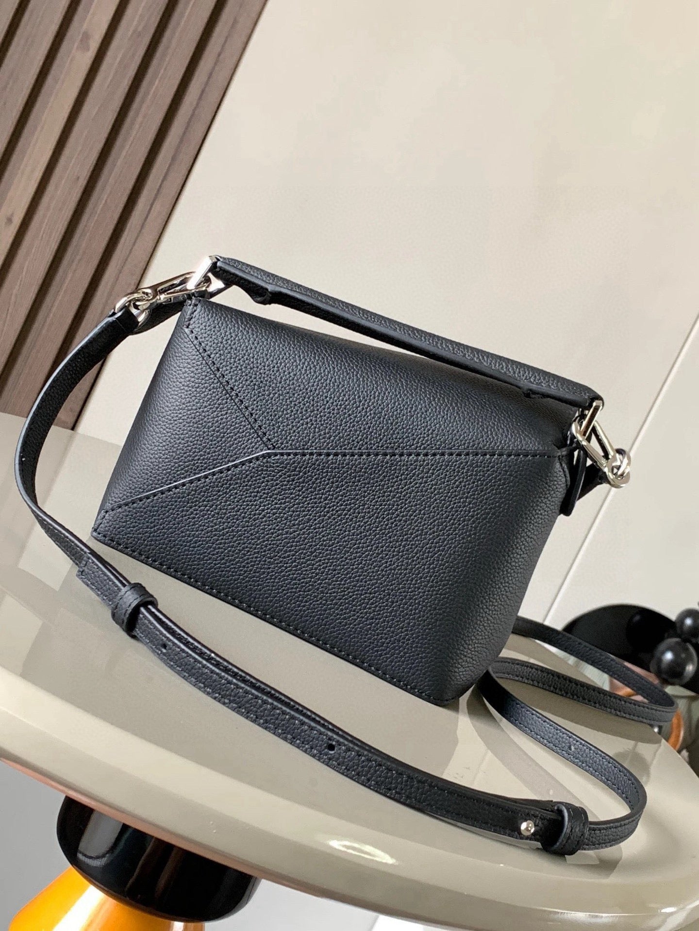 Loewe Puzzle