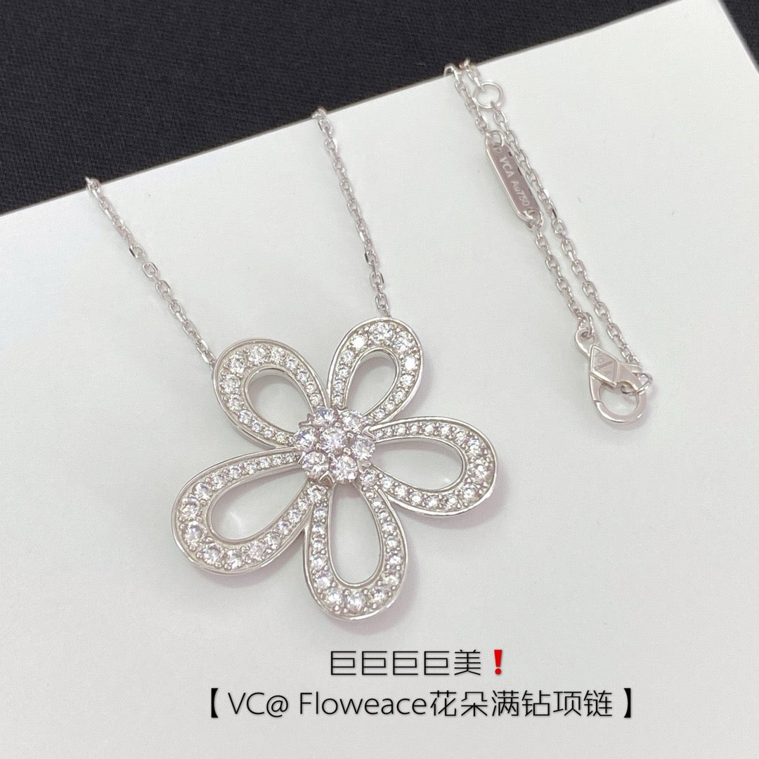 Van Cleef & Arpels Necklace