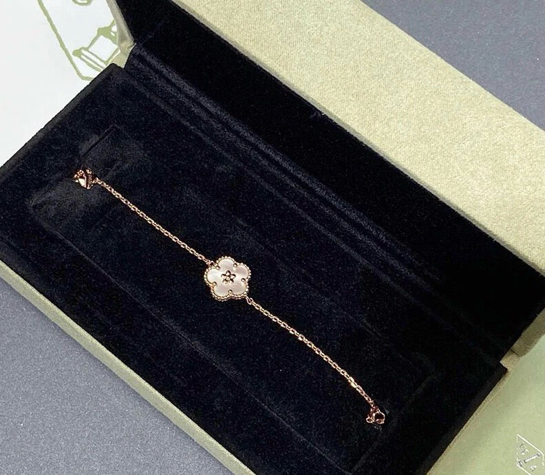 Van Cleef & Arpels Bracelet
