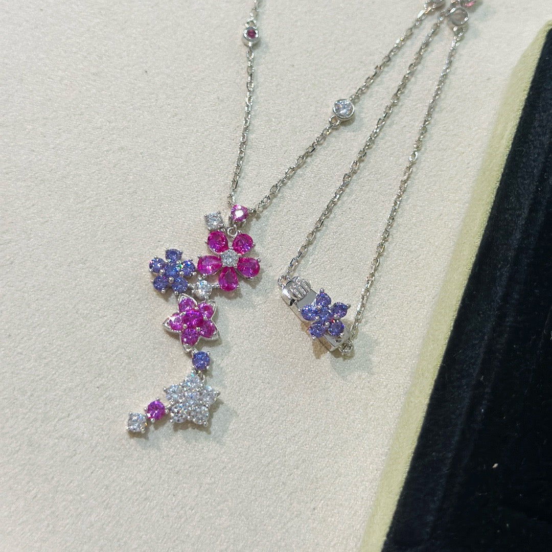 Van Cleef & Arpels Necklace