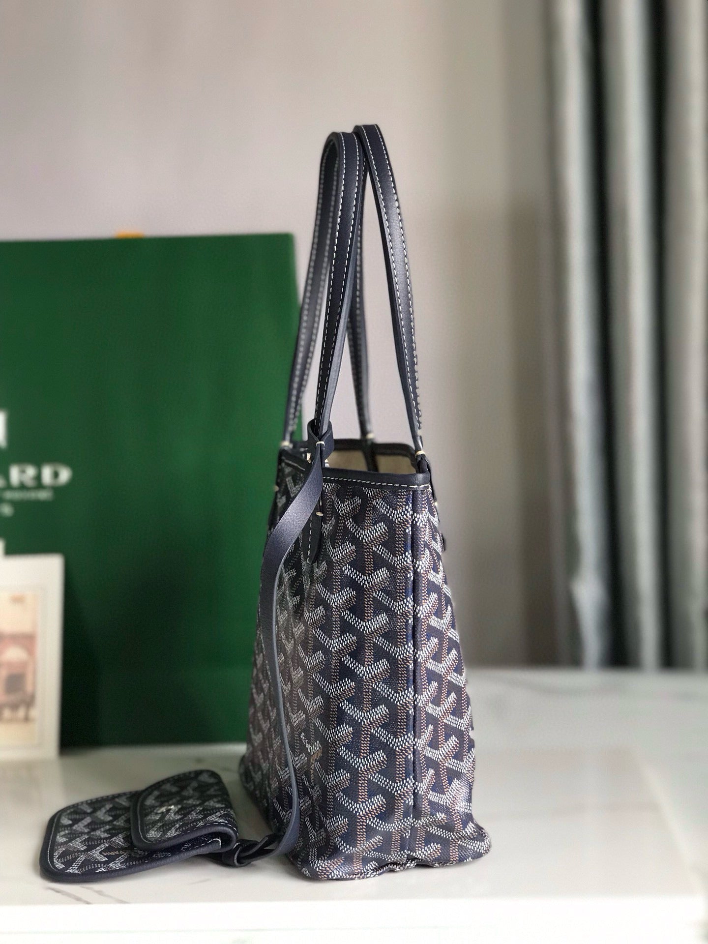 GOYARD BAG 20*19*10
