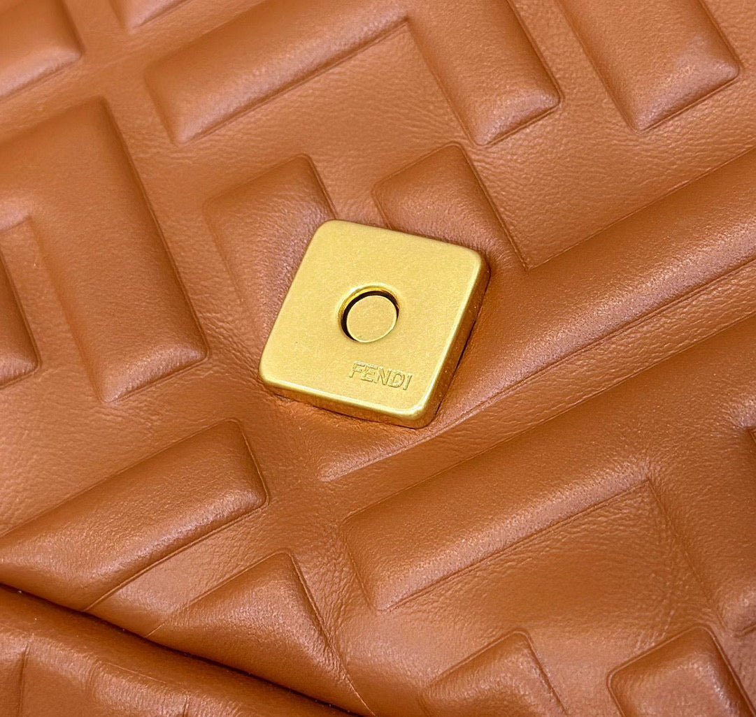 Fendi Baguette