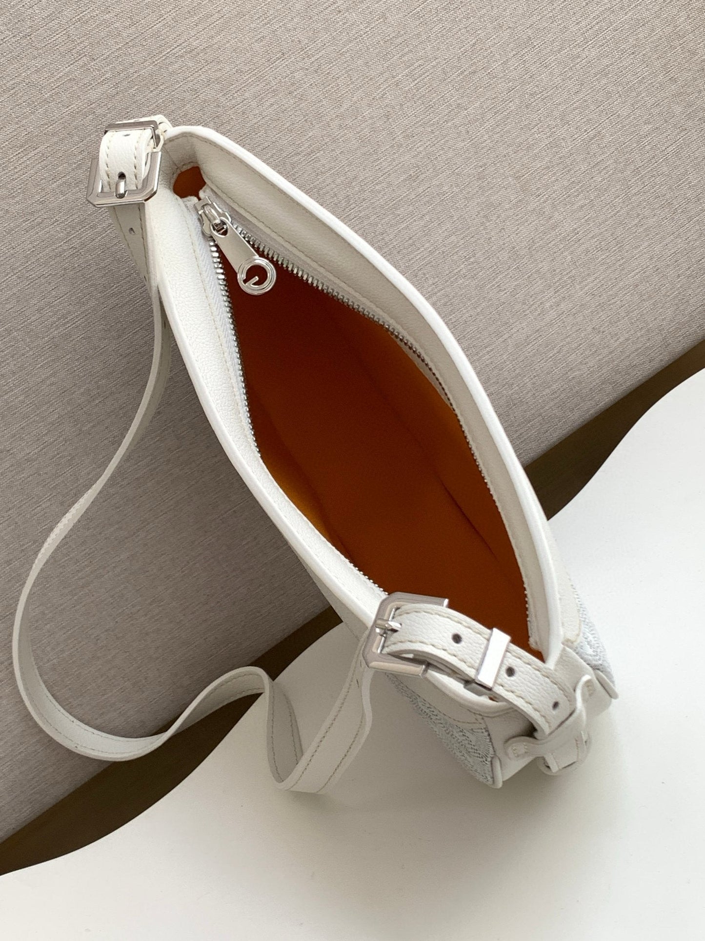 Goyard Hirondelle