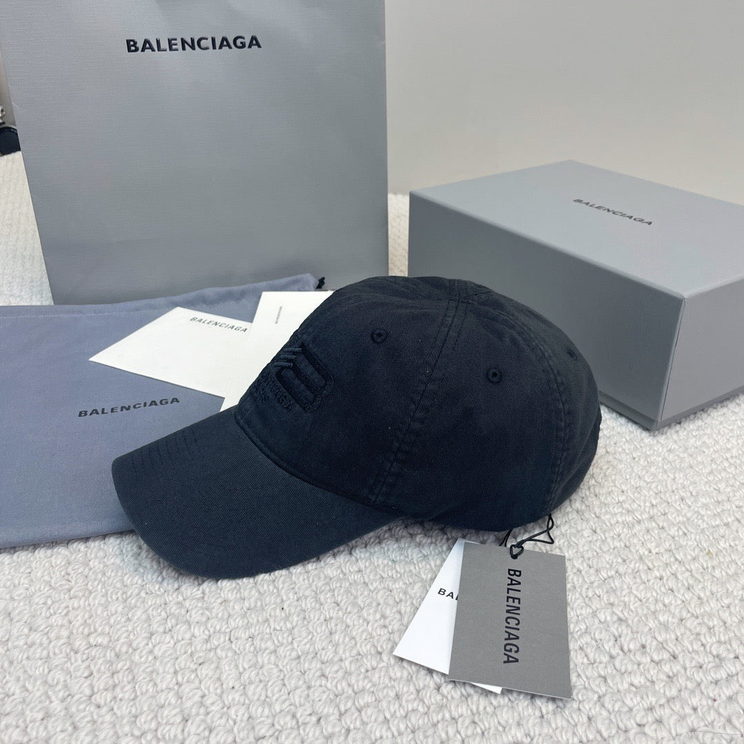 Balenciaga Cap
