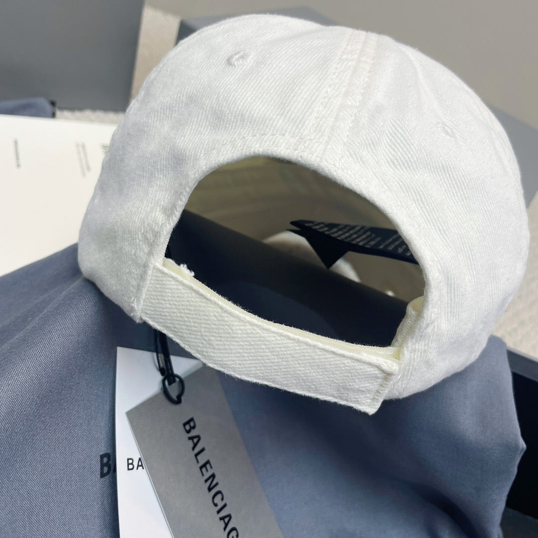 Balenciaga Cap