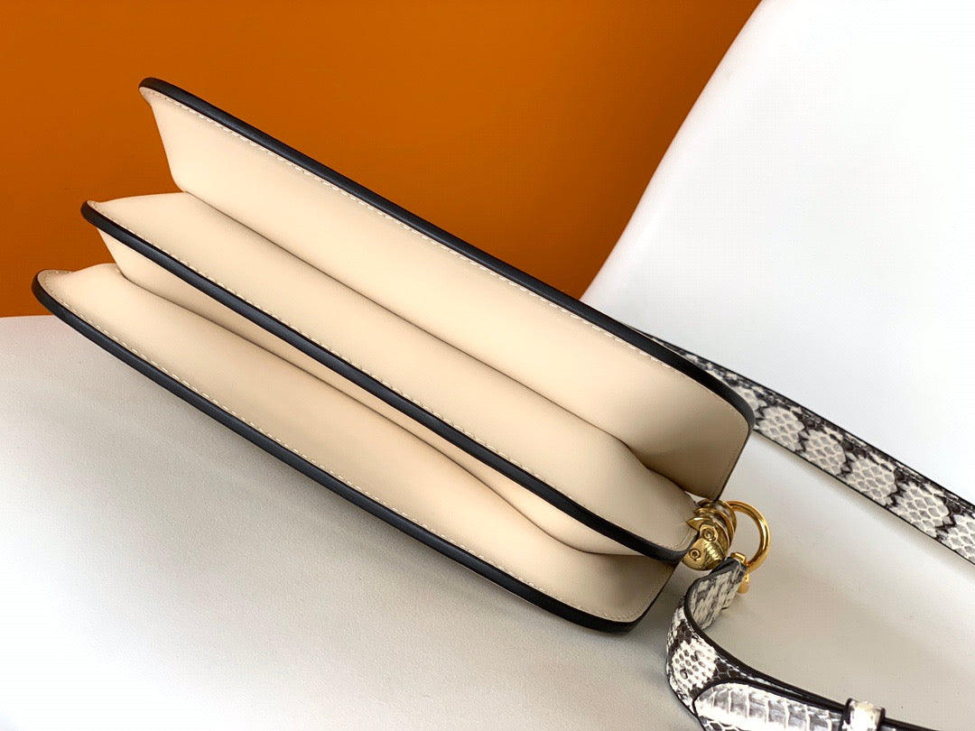 Fendi Touch Sling