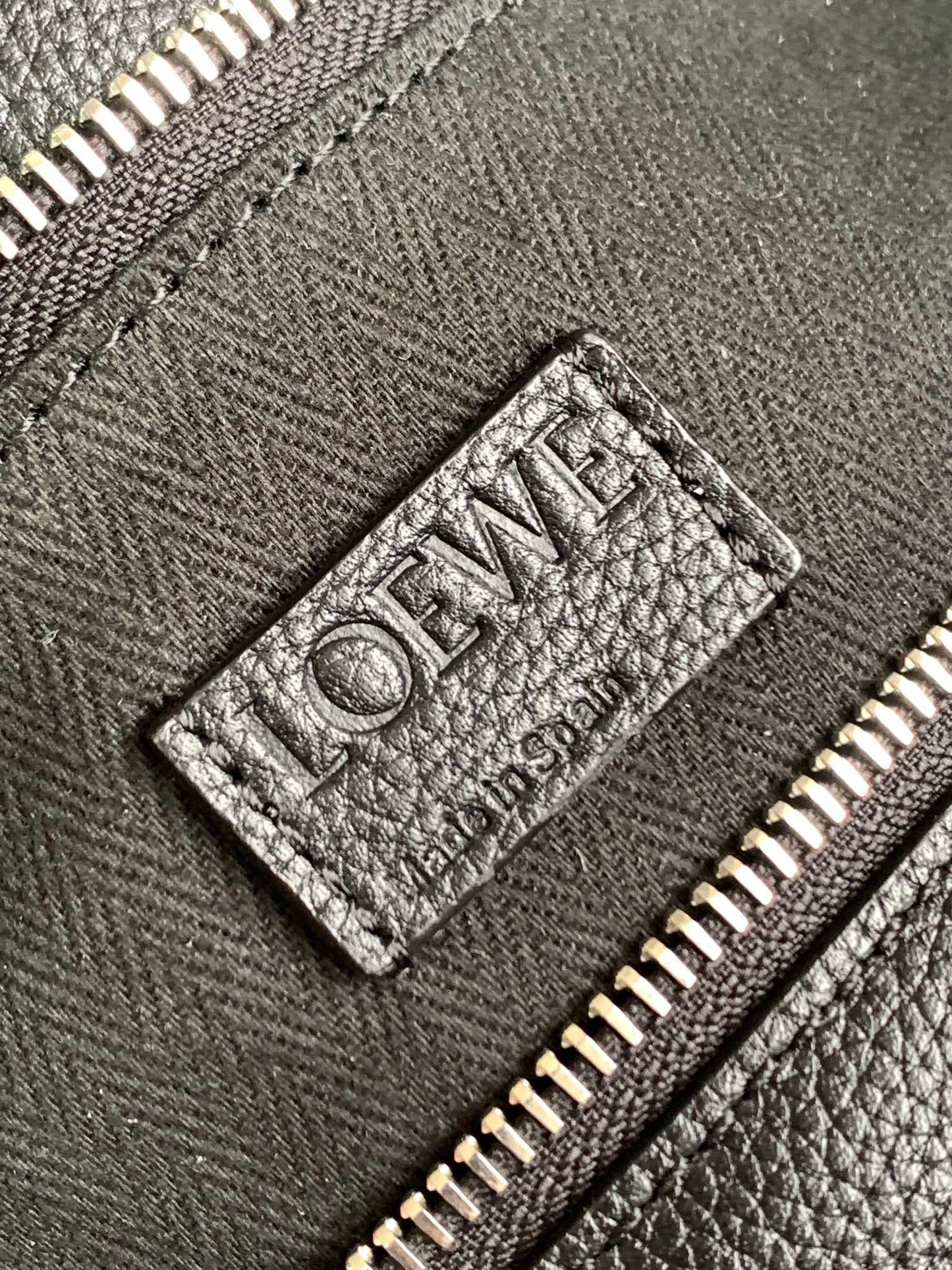 Loewe Puzzle Bag