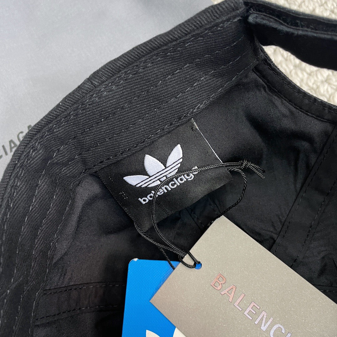 Balenciaga Cap