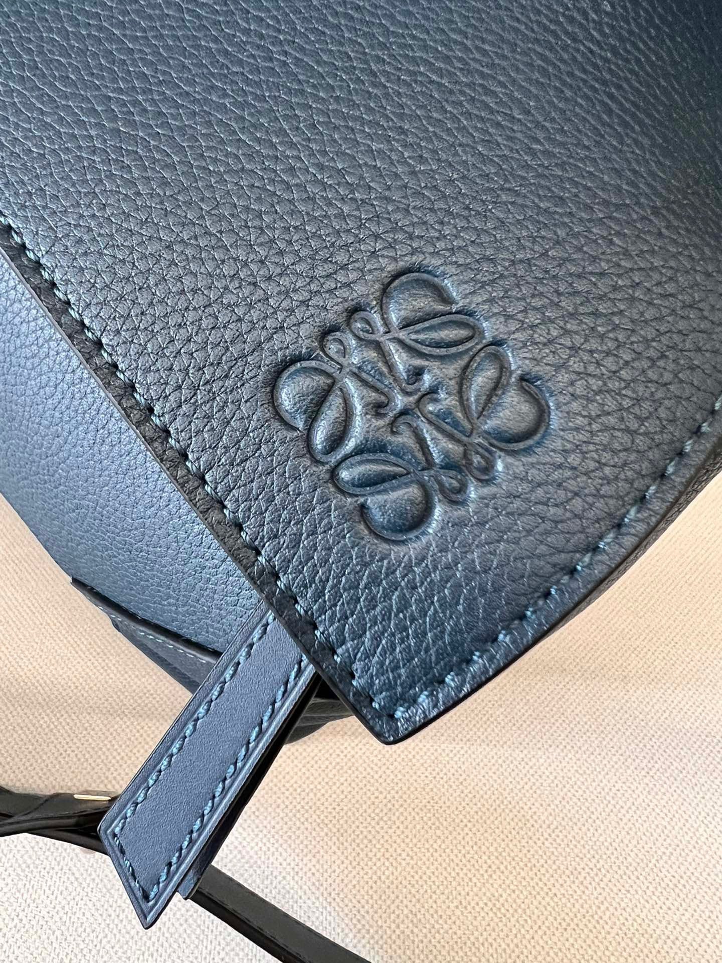 Loewe Puzzle Bag