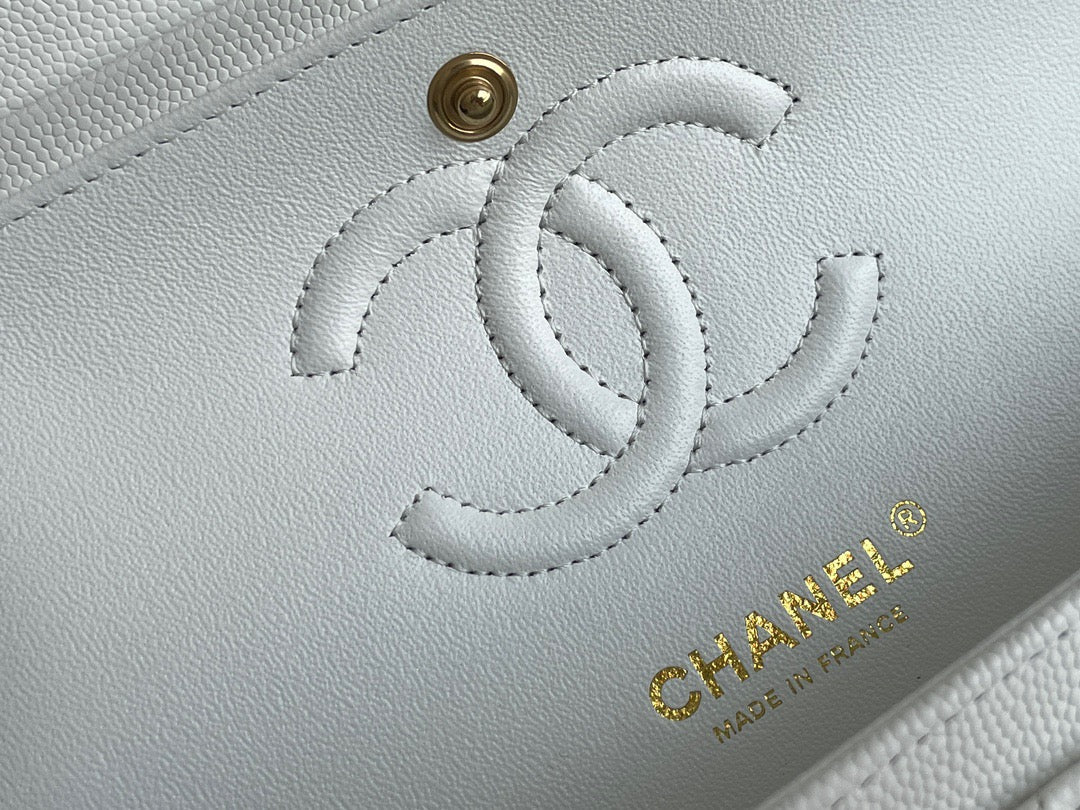 Chanel CF (23cm)