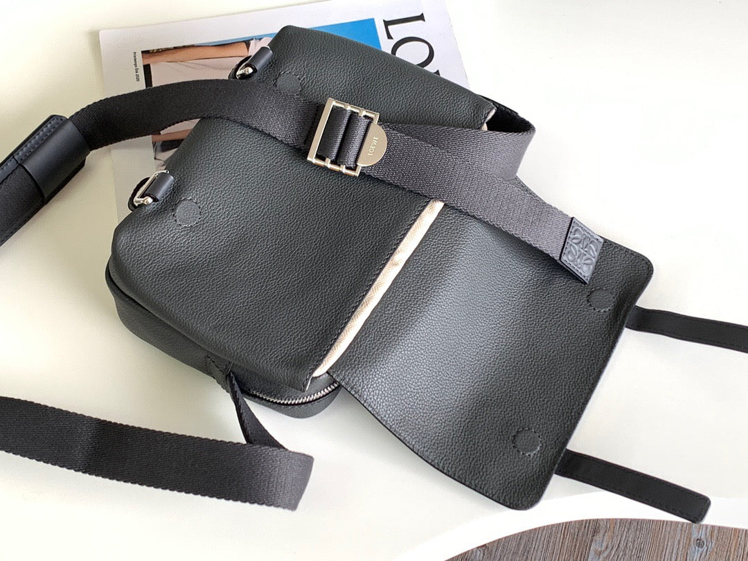 Loewe Messenger Bag