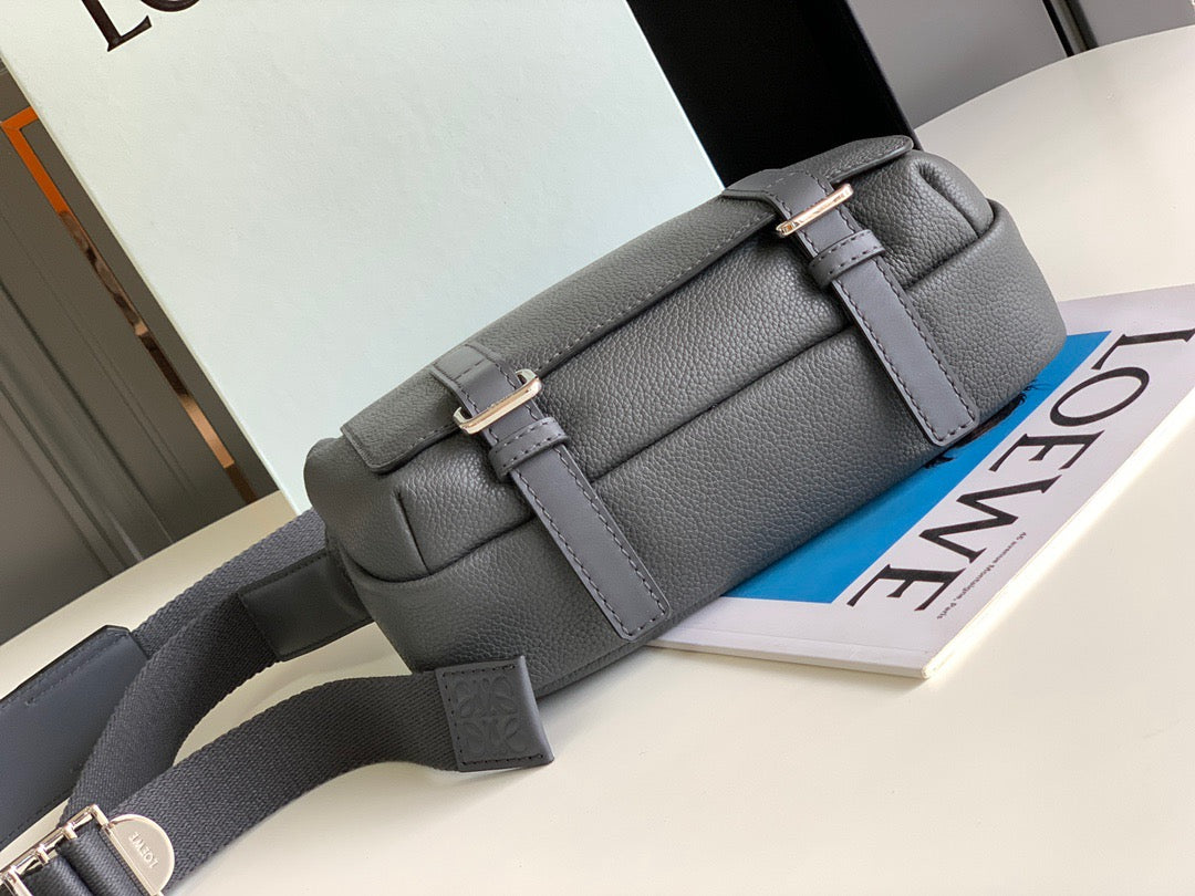 Loewe Messenger Bag