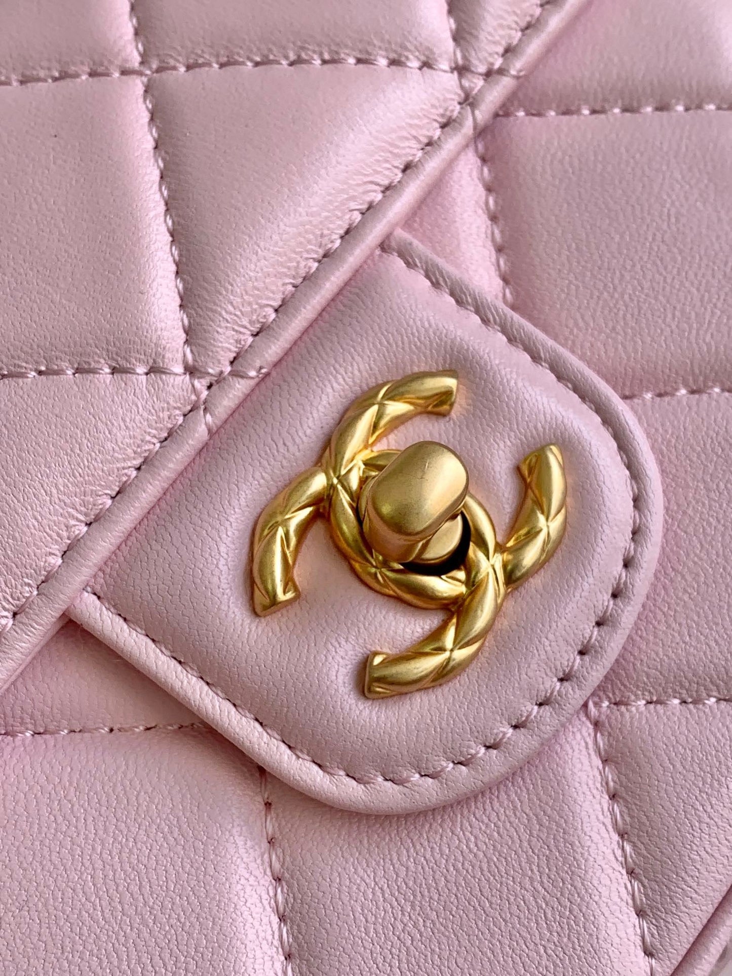 Chanel Mini Handle