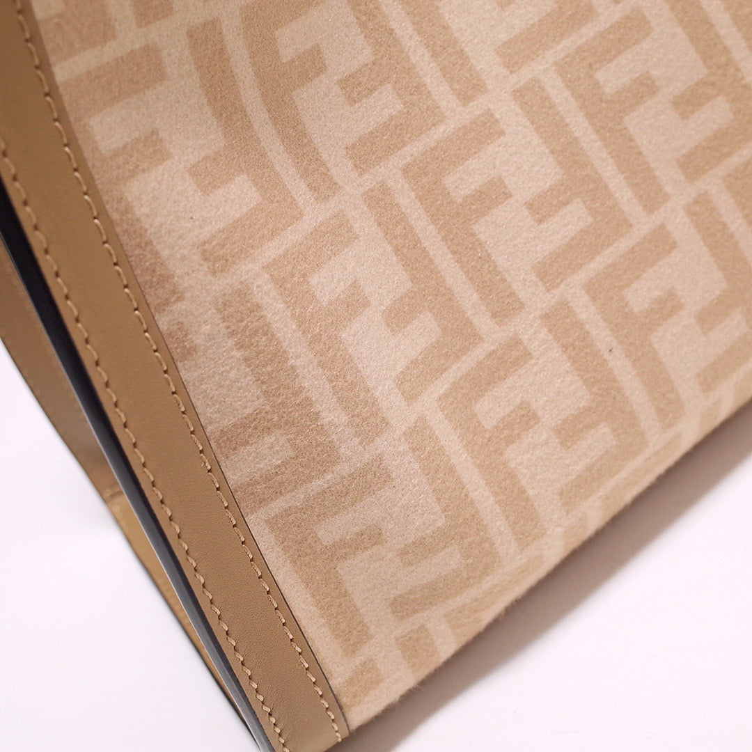Fendi Tote