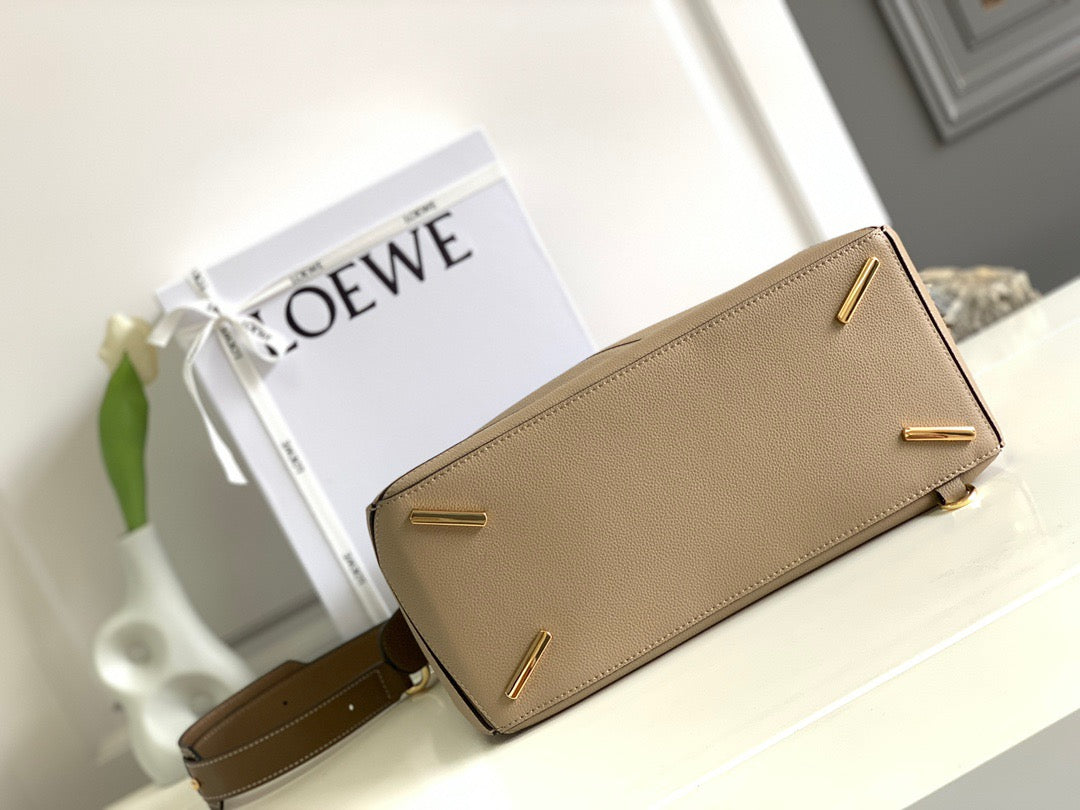 Loewe Puzzle Bag