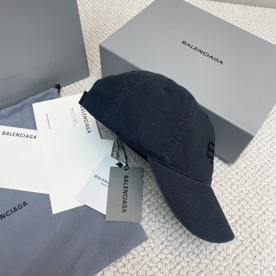 Balenciaga Cap