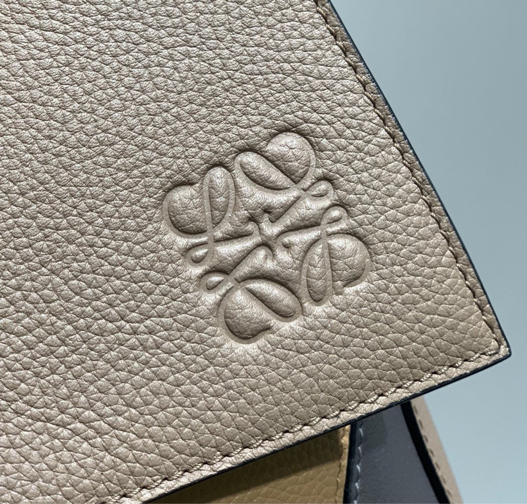 Loewe Puzzle Bag