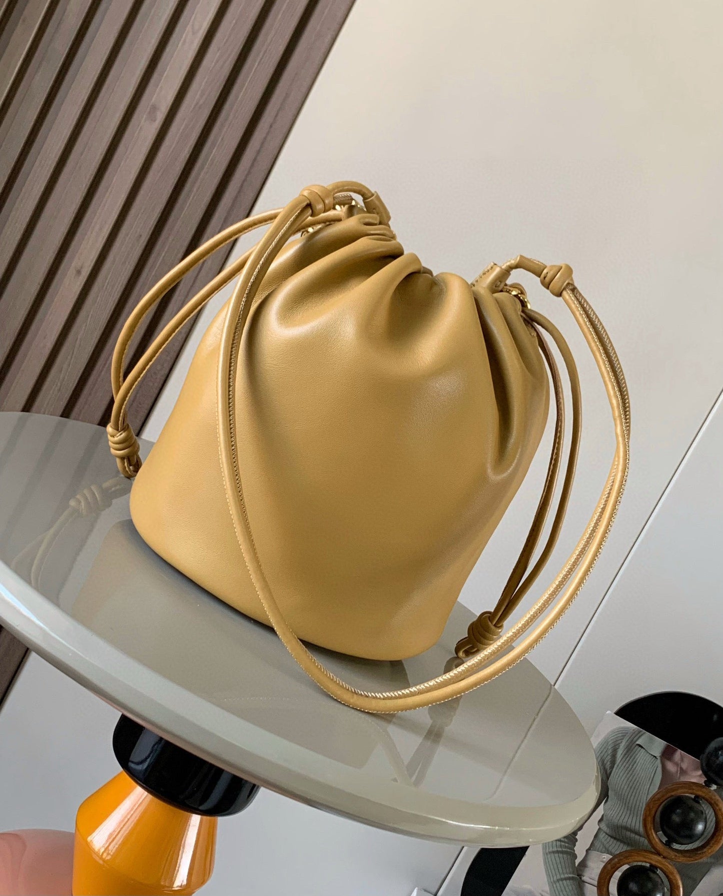 Loewe Flamenco