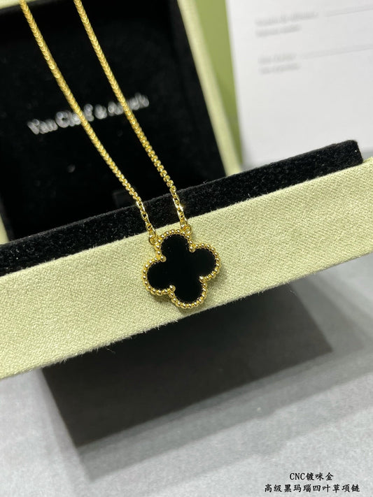 Van Cleef & Arpels Necklace