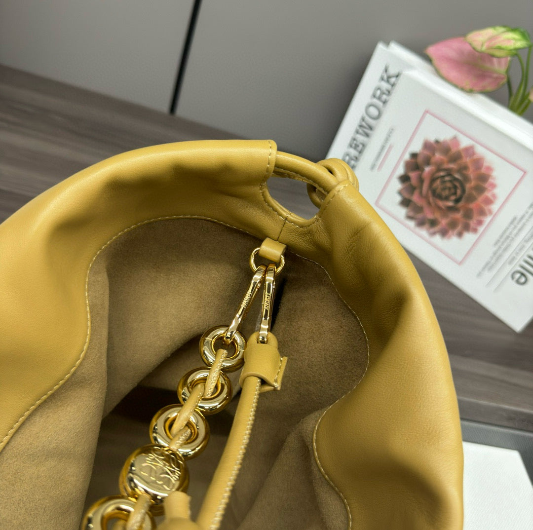 Loewe Flamenco