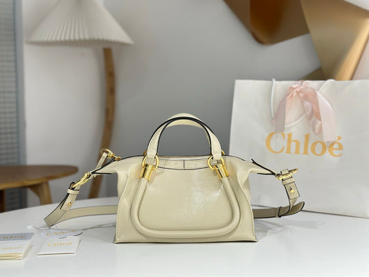 Chloe Marcie Hobo