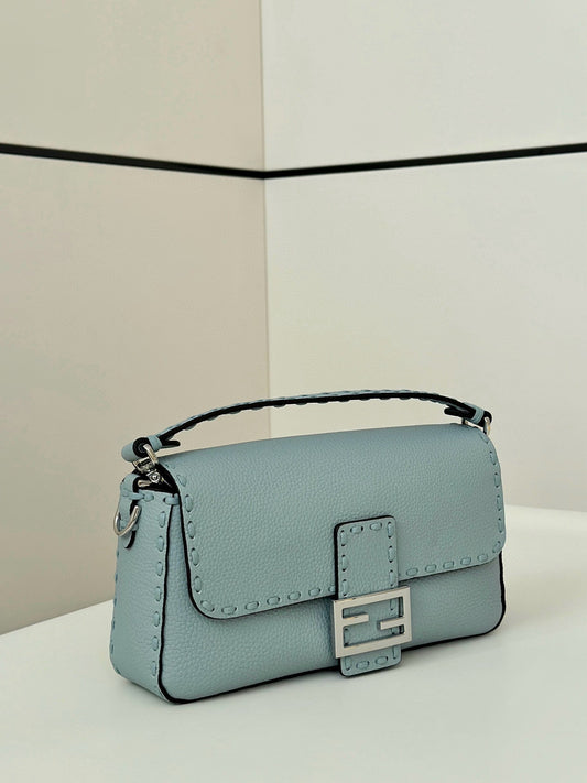 Fendi Baguette