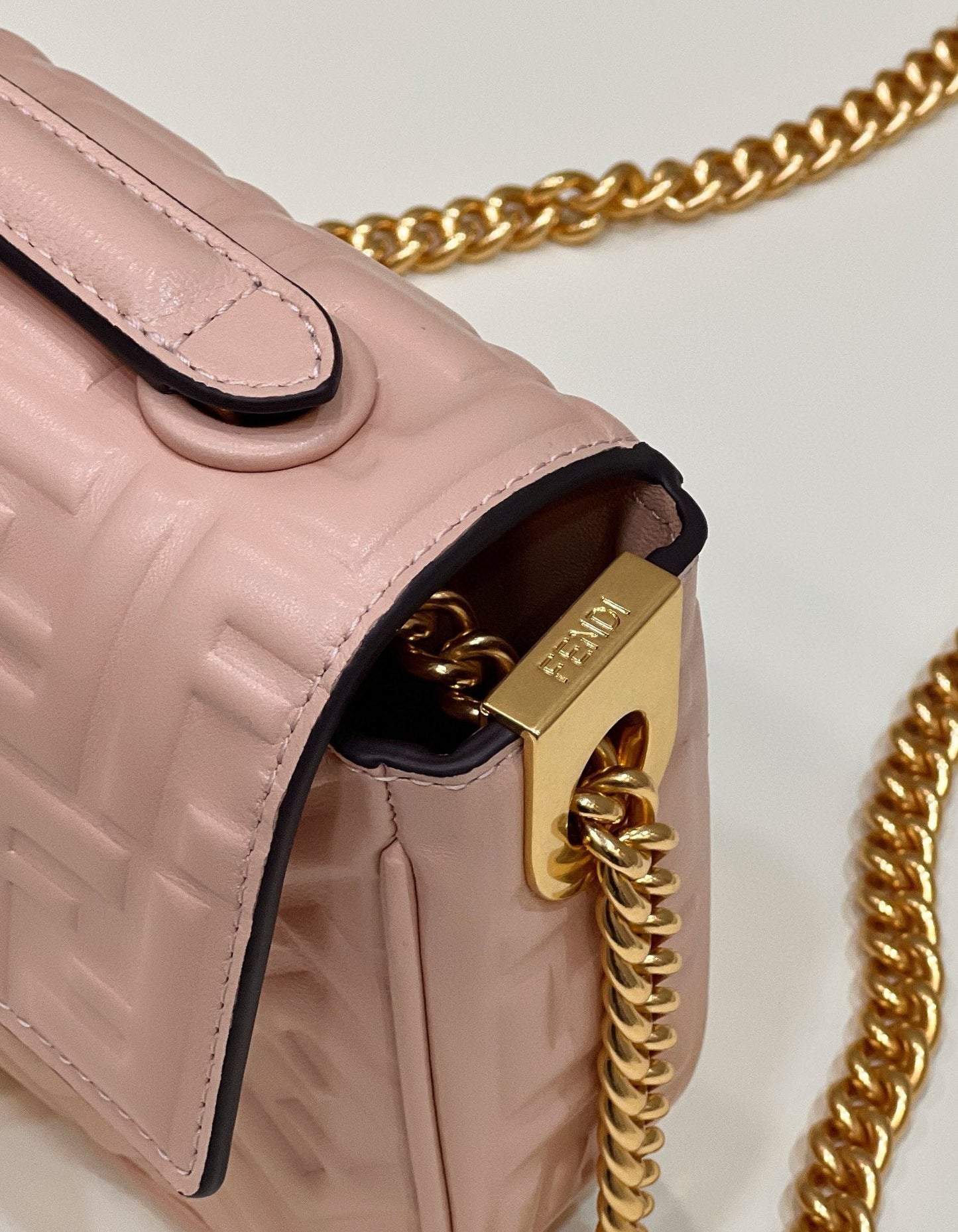 Fendi Baguette