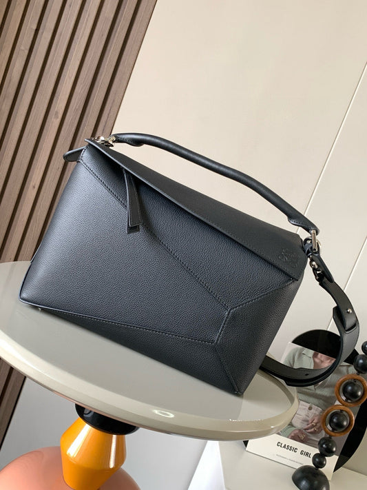 Loewe Puzzle