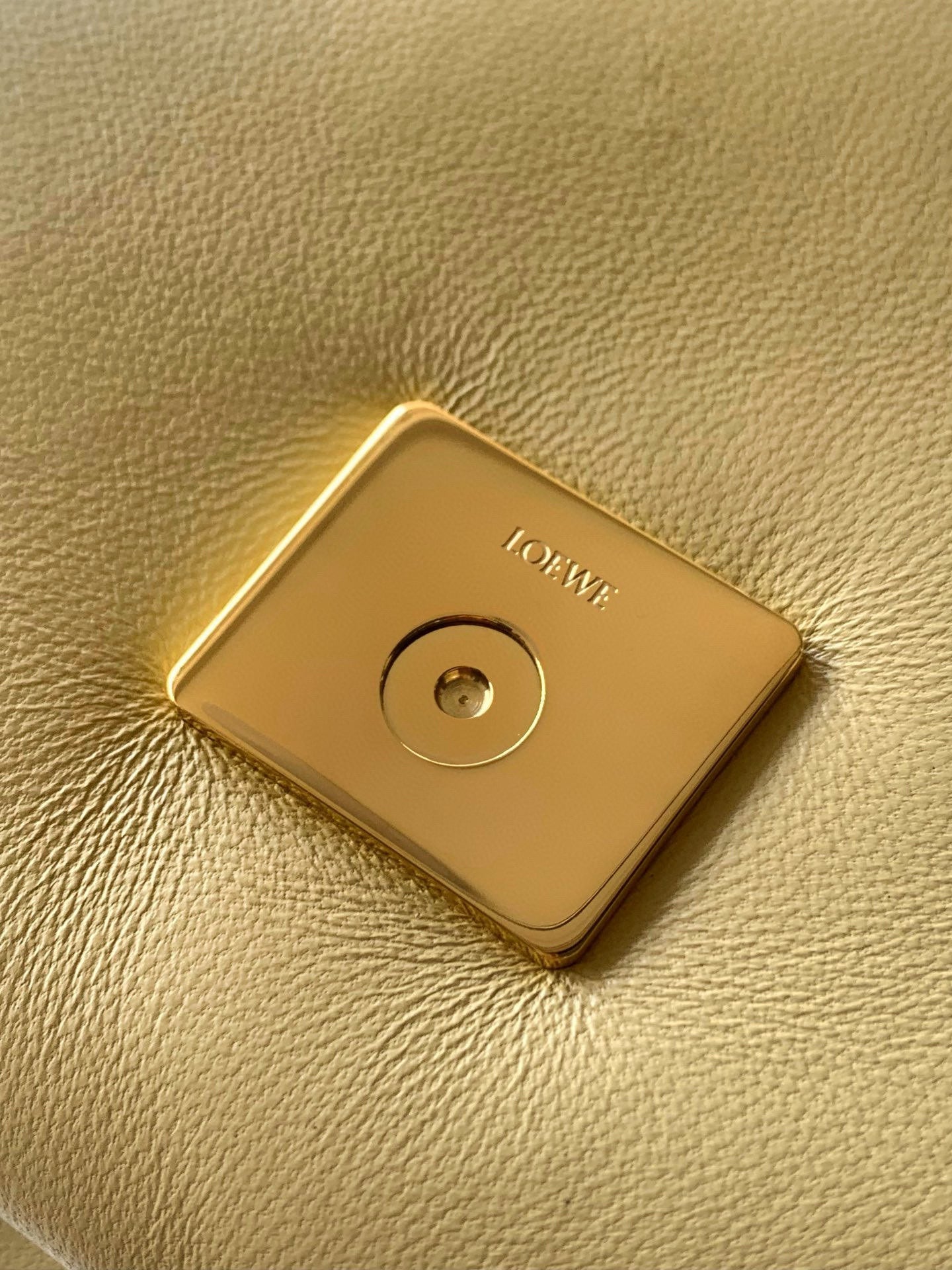 Loewe Goya Puffer