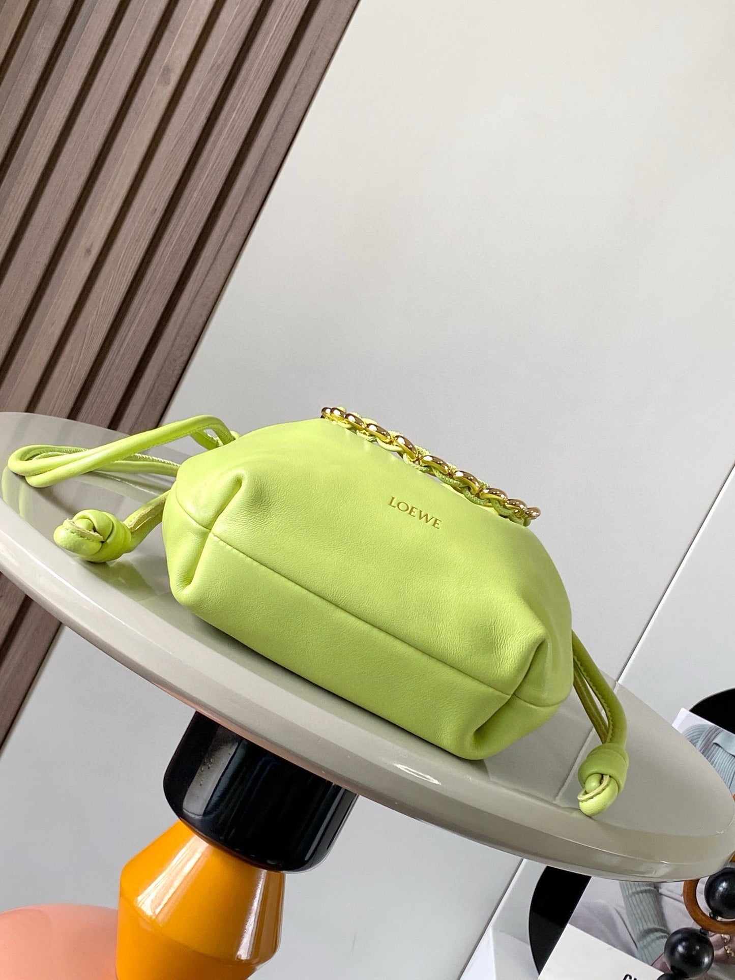 Loewe Flamenco