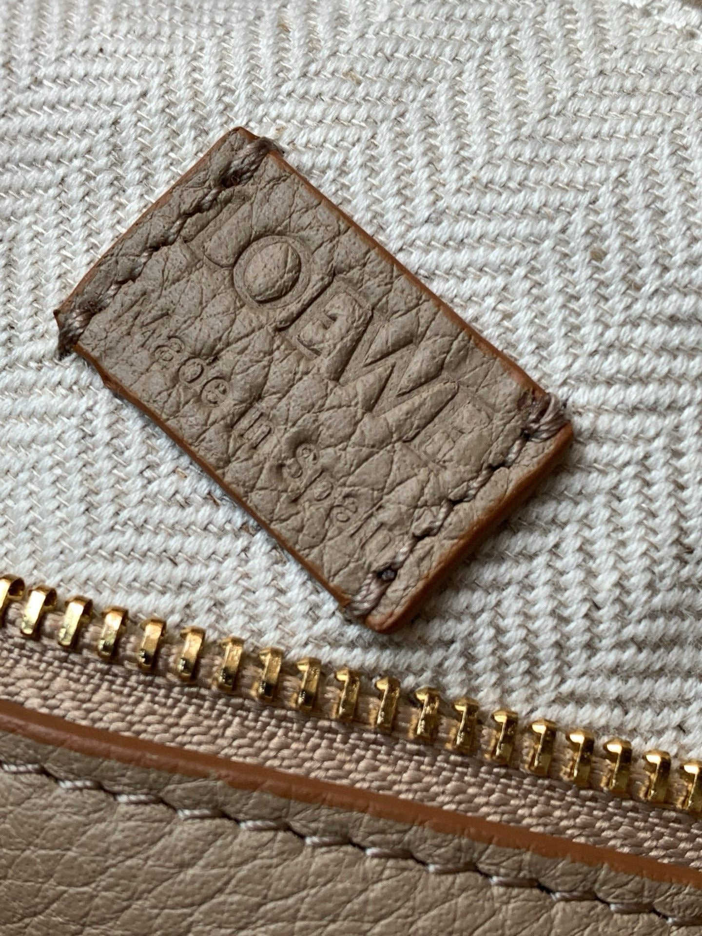 Loewe Puzzle