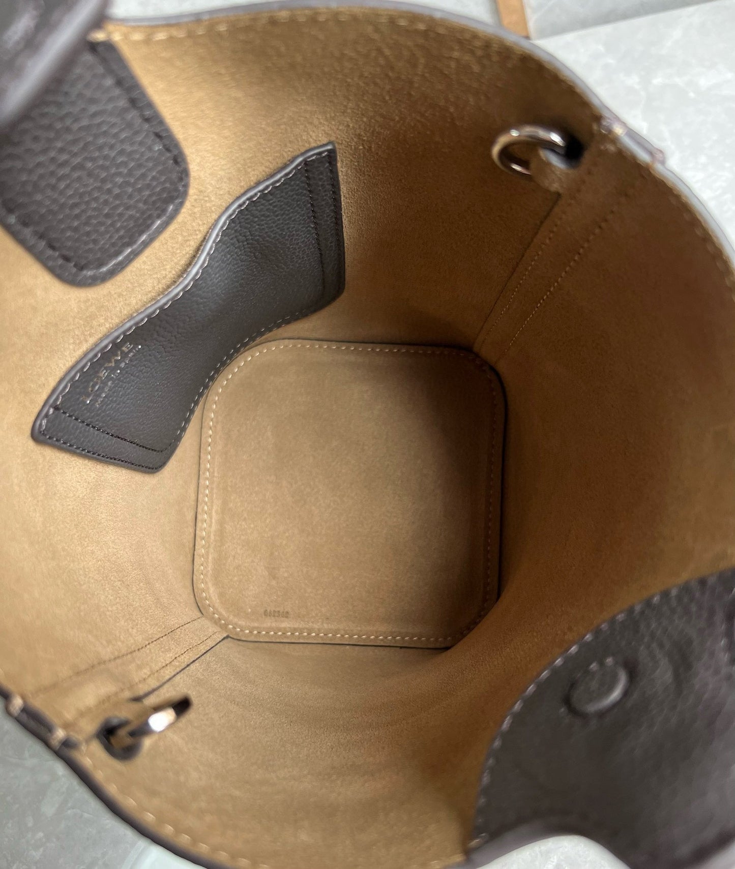 Loewe Mini Pebble