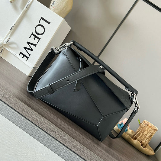 Loewe Puzzle