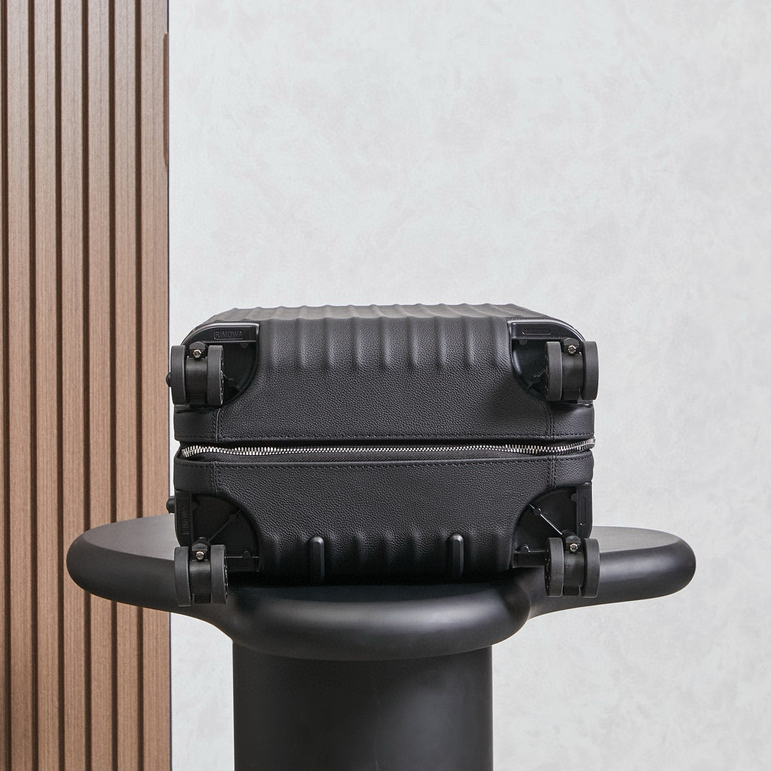 Rimowa Luggage Distinct