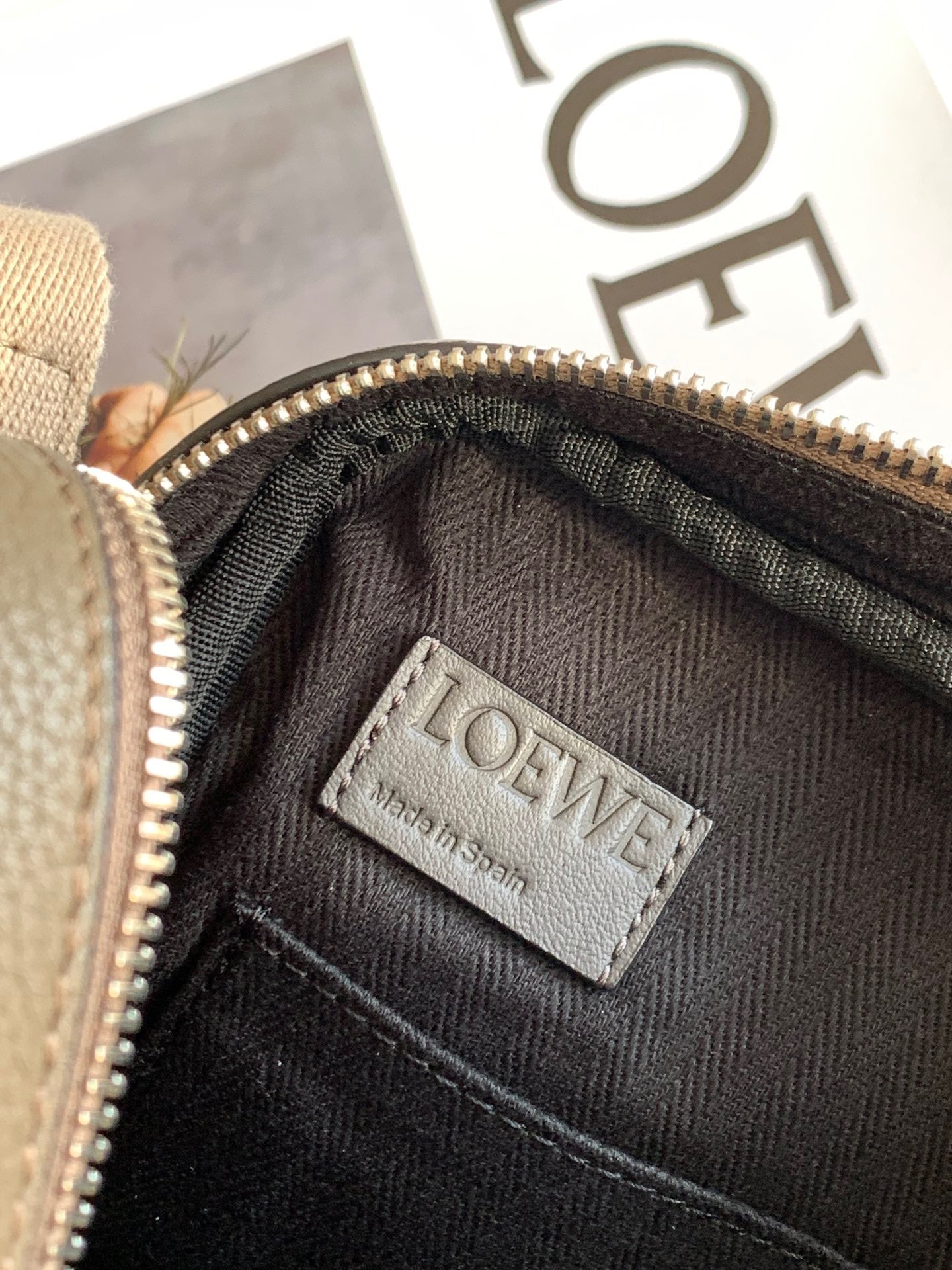 Loewe Messenger Bag
