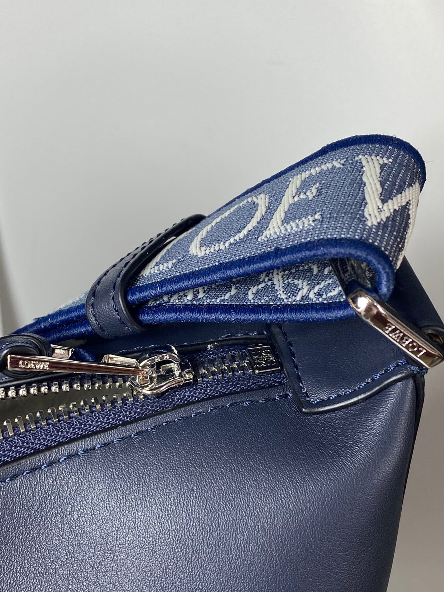 Loewe Messenger Bag