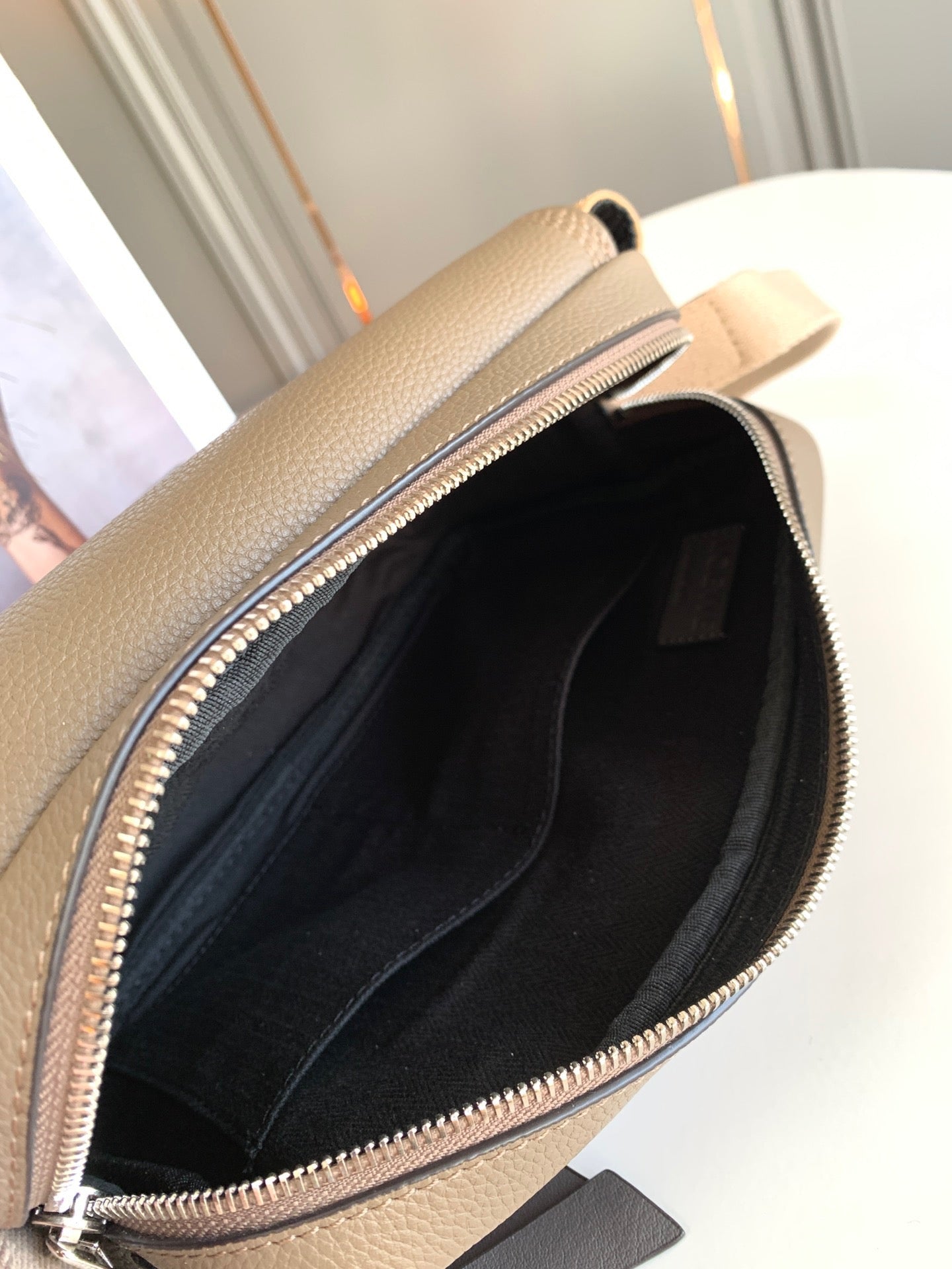 Loewe Messenger Bag