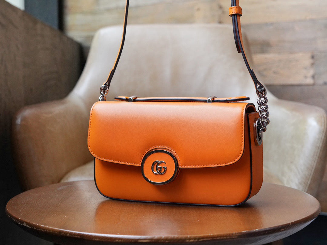 Gucci Petite GG