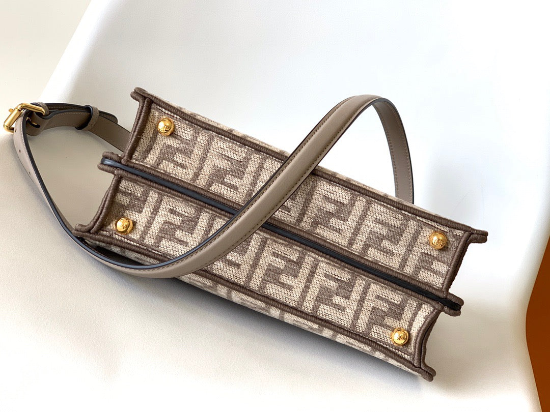 Fendi Peekaboo