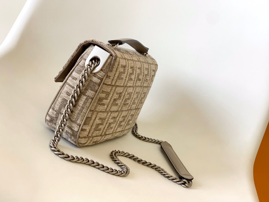 Fendi Baguette
