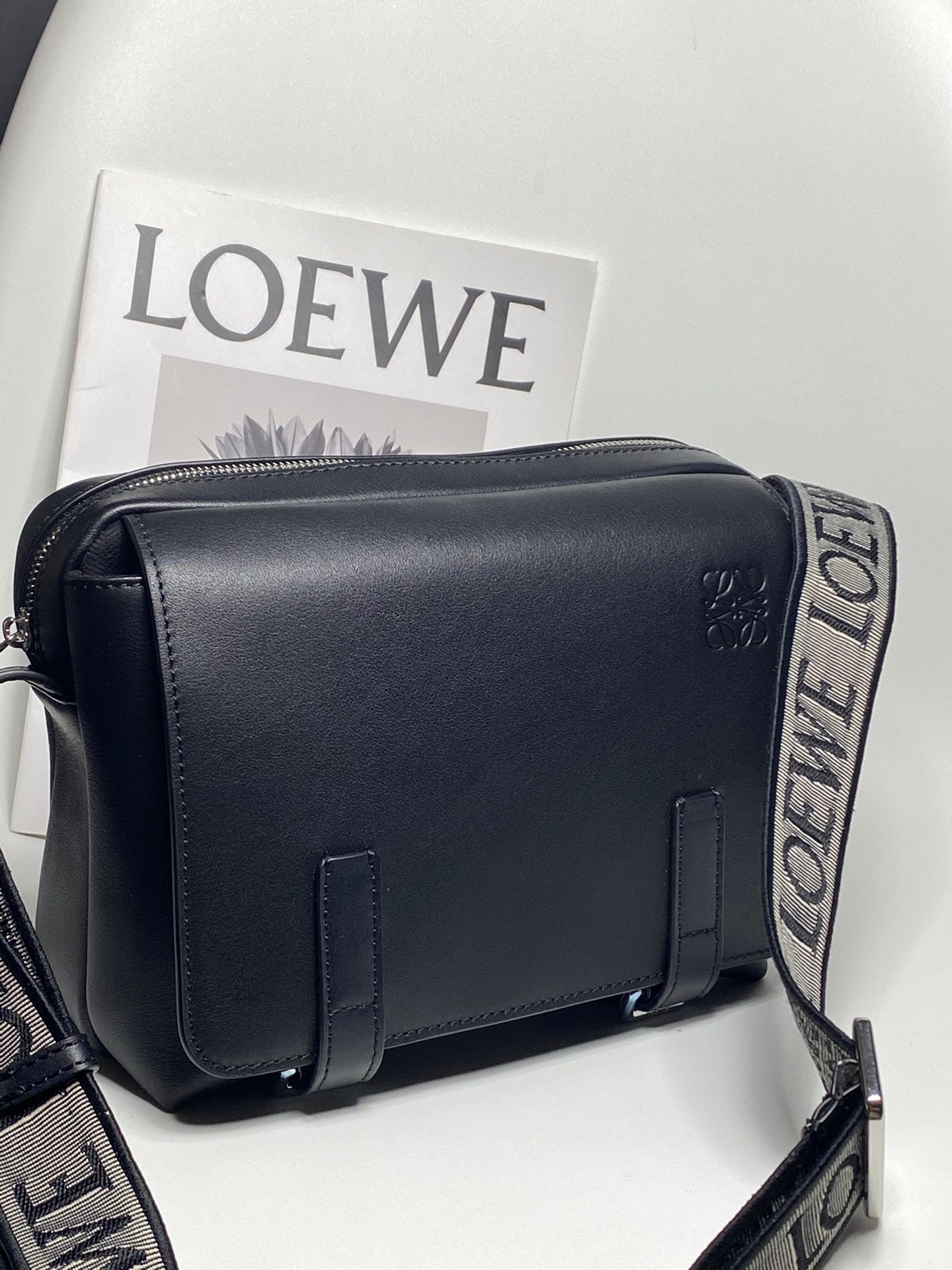 Loewe Messenger Bag