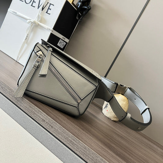 Loewe Puzzle Bag